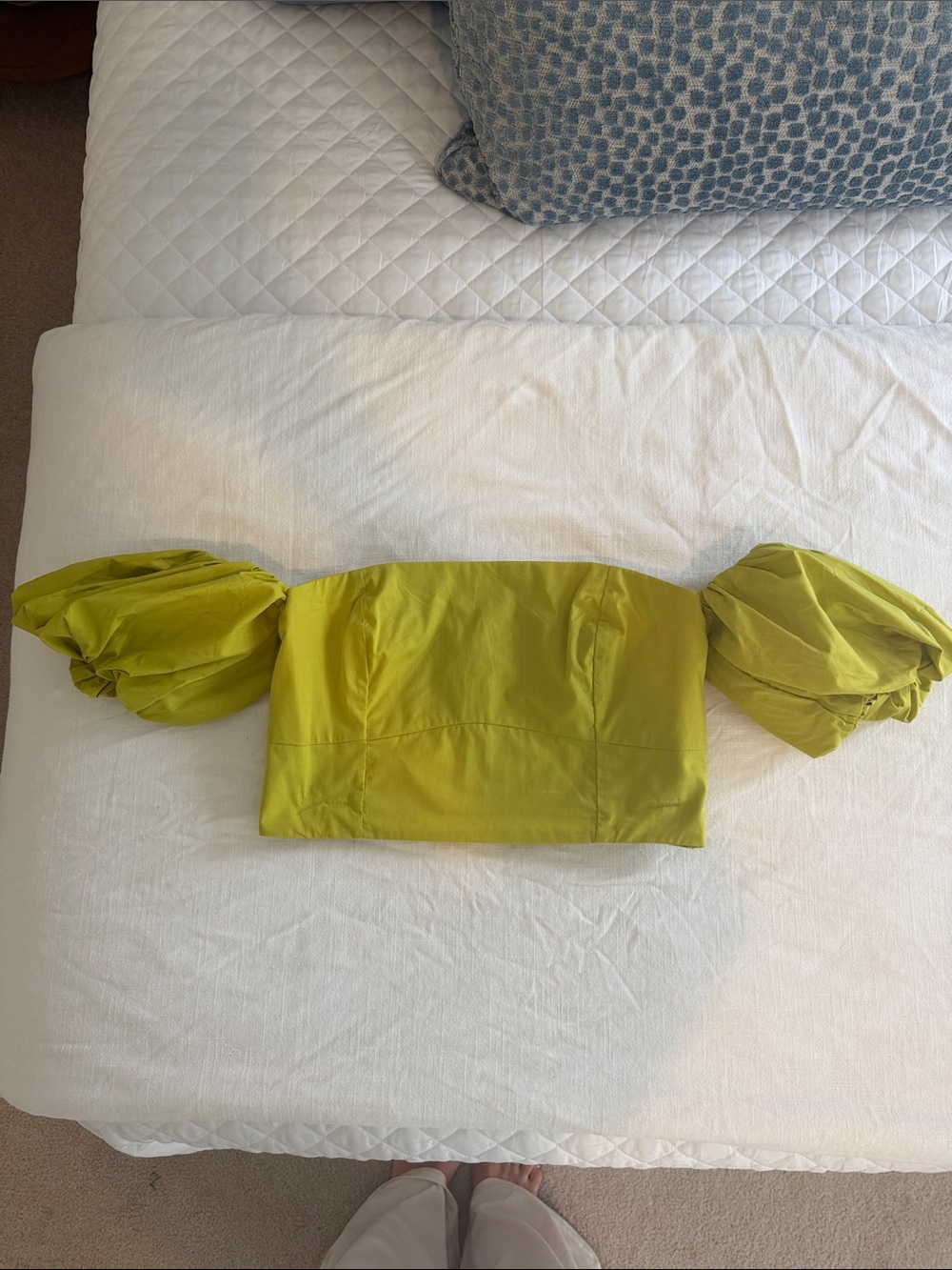 Abercrombie & Fitch Lime Green Off-Shoulder Poplin Crop Top